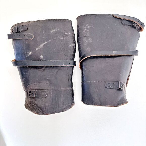 ANTIQUE WWII SWISS ARMY LEATHER BOOT GAITERS - PAIR - Picture 1 of 10